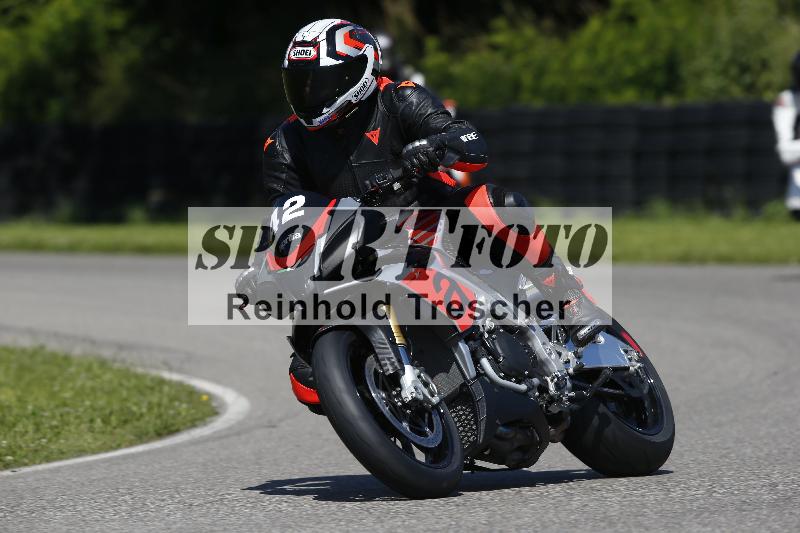 /Archiv-2024/29 12.06.2024 MOTO.CH Track Day ADR/Gruppe blau/42